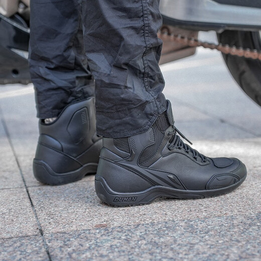 Duhan (DUHAN) motorcycle riding shoes, comfortable anti-fall motorcycle shoes for men, casual commuting riding short boots, racing shoes for women, four seasons 23701 upgraded black 42