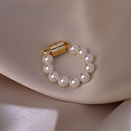 Fat Donglai's same magnetic earrings without piercings for women 2024 new niche design, two pack