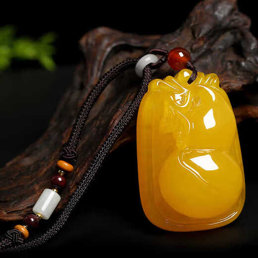 Holy glass beeswax water drop pendant long Daping brand sweater chain second generation amber Pixiu men and women lanyard necklace jewelry water drop lanyard pendant