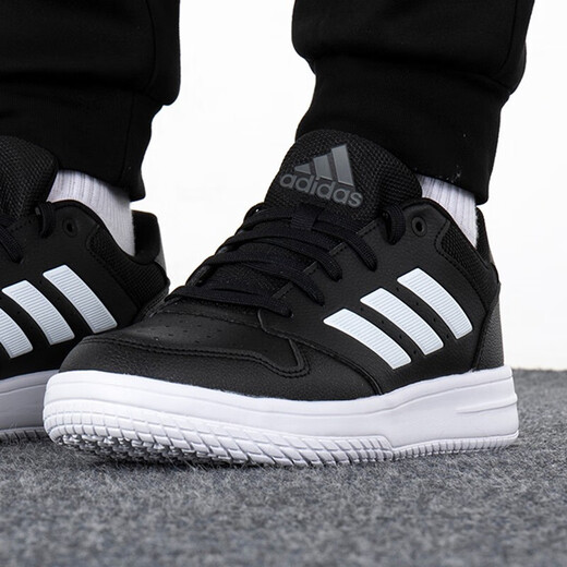 Chaussures pour hommes adidas Chaussures de basket-ball 2025 Été Nouvelles chaussures sportives à usure de choc de choc et non-glissé des bottes de combat pratiques polyvalentes EG4235 GZ4856 44,5