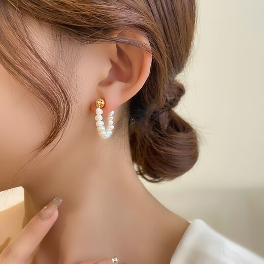 Fat Donglai's same magnetic earrings without piercings for women 2024 new niche design, two pack