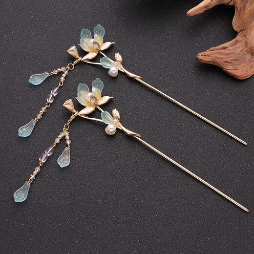 Hanfu hairpin removable long tassel metal lotus step shake lotus hairpin for women's hair super fairy hairpin lotus hairpin blue one