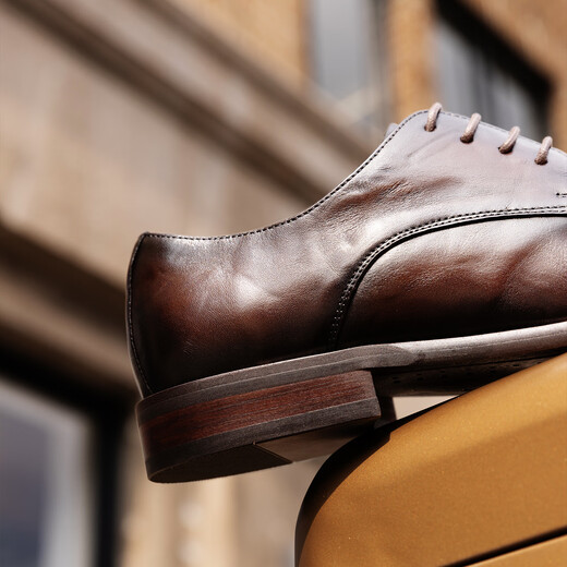 Desai hand-scratch pattern men's business casual leather shoes men's genuine leather color polished formal handmade soft-soled men's shoes brown 40