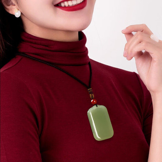 Fat Donglai's same style Hetian jade pendant, Hetian green jade duck egg blue, men's and women's blue and white jade pendant necklace, necklace, cyan