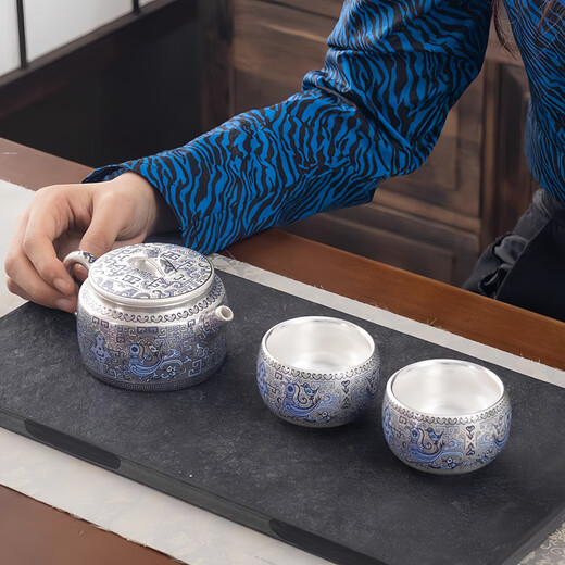 Silver pot 999 teapot set, gilt silver kung fu tea set, tea cup, home business, high-end gift set, gilt silver Houde carrying pot + 2 cups gift box, gift bag, 101mL (inclusive)-200mL (inclusive)