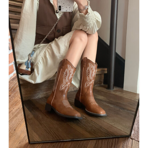 Fan Xiaoru Retro Western Cowboy-Stiefel Frauen er sui selbe bestickte Martin-Stiefel 2025 NEUE MIDE-TUBE Kurzstiefel Reisen Ritterstiefel Dunkelbraun 36 36