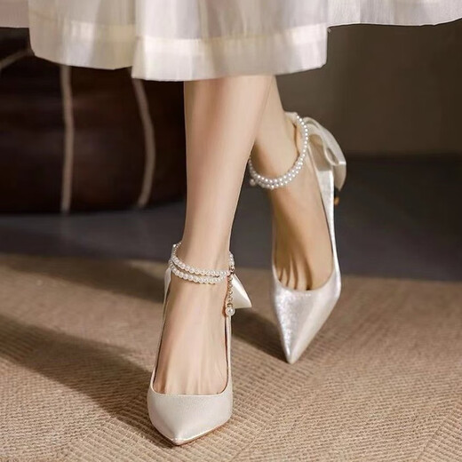 
Dofinison French high heels for women's satin thin heel pointed toe wedding shoes with pearl bows and elegant spring and autumn shoes high heels [Champagne color 7cm-38]