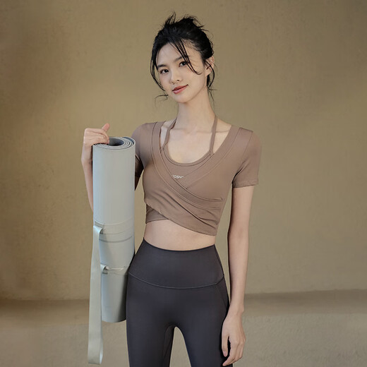 Jincheng yoga wear with chest pad for women summer new fake two-piece Pilates short-sleeved tops fitness sports T-shirt dark brown-GF1226 M (recommended 100-115 Jin Jin equals 0.5 kg)