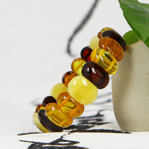 Famous Amber Family amber beeswax bracelet for men and women amber combination Duobao hand row natural amber birthday gift about 10mm