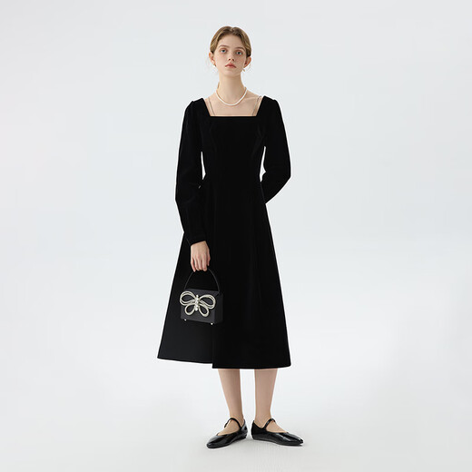 Fan Silann velvet low square collar French black skirt for women 2024 winter new elegant annual meeting dress 14698 black XL