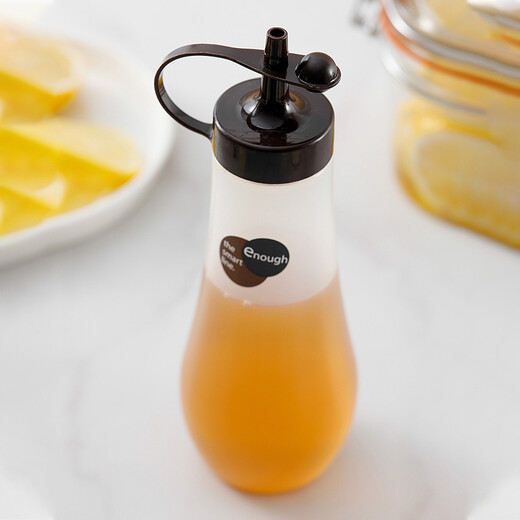 Japan imported squeeze bottle kitchen seasoning bottle salad dressing jam bottle sauce bottle plastic pouring honey squeeze bottle white small 250ml