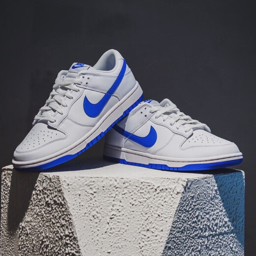 Nike (Nike) Dunk Low's Chaussures Chaussures décontractées Retro Low Top Chaussures Sports Chaussures Panda Black and White DD1391-100 DV0831-104 BLUE AND BLANC 43