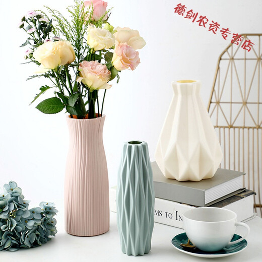 Kedi Nordic Plastic Jarrón Arreglo Flower Tulips Morandi Imitación Mesa de comedor de cerámica encimera Internet Celebrity Ornnaments Pequeños dormitorio 3524 Blanco