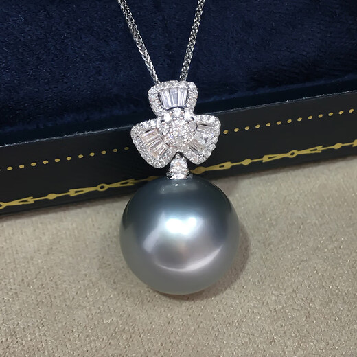 Qianjun guaranteed price natural sea water Tahiti platinum gray pearl pendant single perfect round extremely bright gold pearl diamond necklace 13-14mm