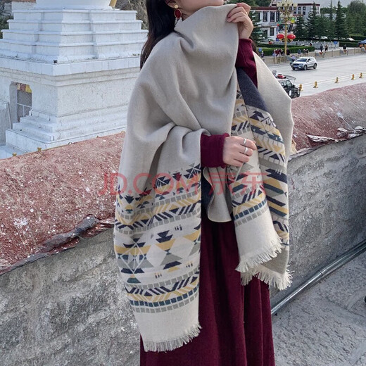 Hanqi Tibet Qinghai Tourism Cloak Shawl Women's Scarf Dual-purpose Thickened Nepalese Ethnic Air Conditioning Shawl Women's Exterior Class Classic Short Beard Style