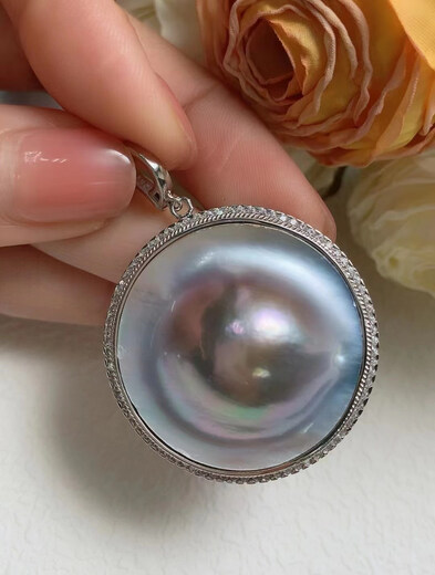 QKX Hong Kong trendy brand natural seawater poached egg maple, silver bag side buckle, whole point size 35-40, good-looking egg maple pendant