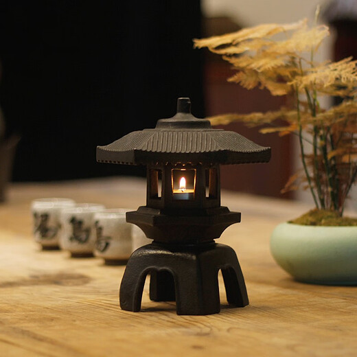 Qingqintang tea space cast iron incense burner Chang'an lamp candlestick decorative lamp iron Zen living room tea room decoration Xuejian lamp Chang'an lamp