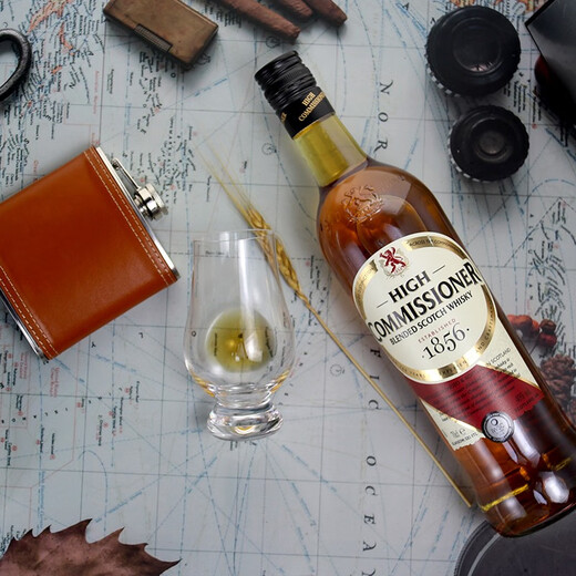 
Commander Gao Scotland Single Malt Lake Roman Whisky Original Imported Foreign Wine Holiday Gift Commander Gao Scotland Mixed Whisky 700ml
