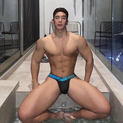 Low-waisted summer men's briefs, hip-raising, high-slit, fitness-looking, thin, breathable bag thong, T-pants, black XL