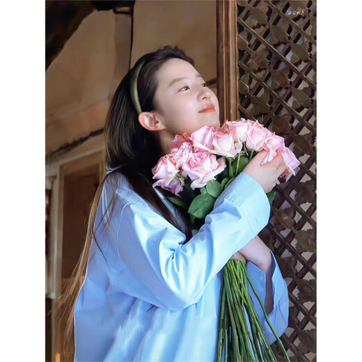 Xiao Panda Liu Yifei headband autumn and winter headband women's high-end hairpin headwear 2025 new headband high skull hair bundle olive green headband