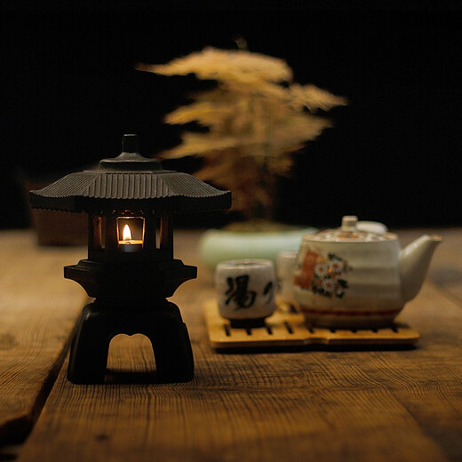 Qingqintang tea space cast iron incense burner Chang'an lamp candlestick decorative lamp iron Zen living room tea room decoration Xuejian lamp Chang'an lamp