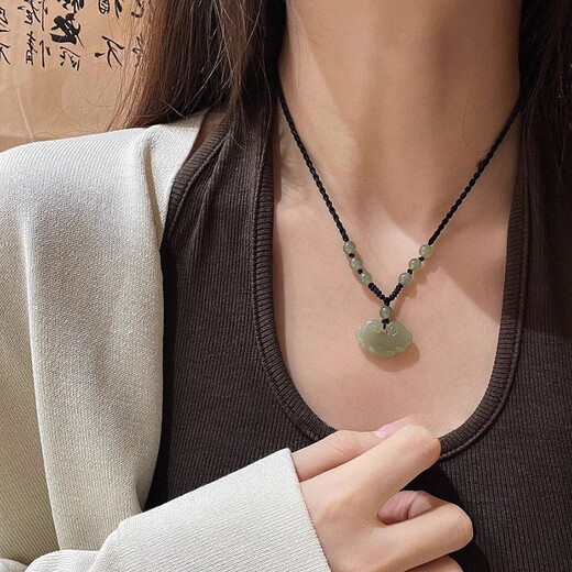 Idel Hotan jade safe lock necklace Ruyi lock jade pendant women's sweater chain Christmas gift for wife's birthday L2336 Hotan jade Ruyi lock necklace gift box + certificate