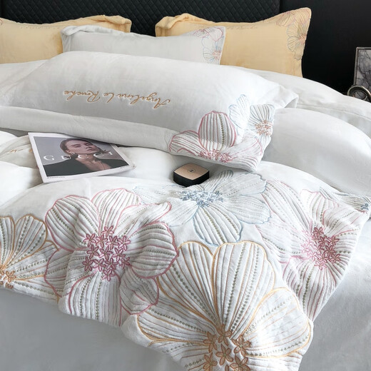 Mercury series home textiles high-end A-class milk velvet embroidered bed four-piece set winter thickened baby velvet cover bed linen bedding 4 winter thickened milk velvet-Qilly-Fanxinglan 2.0-meter bed sheet four-piece set-quilt cover 220x240