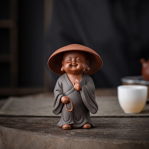 Yuxuan Creative Walker Little Monk Zisha Tea Pet Tea Leaky Tea Filter Tea Set Creative All-Porcelain Filter Ornament XWH-Walker Little Monk Gray Clothes