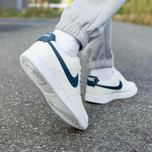 耐克（NIKE）板鞋男鞋2025新款夏季Court经典简版空军一号低帮运动休闲鞋 HQ4867-101帆白军械深海蓝 43