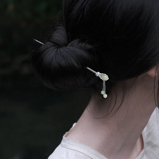 GLTEN Magnolia and Hotan Jade Silver Hairpin Women's Ancient Style Hair Accessories Hanfu 2025 New Birthday Gifts for Girlfriends and Wife Hotan Jade Hairpin + Ancient Style Gift Box