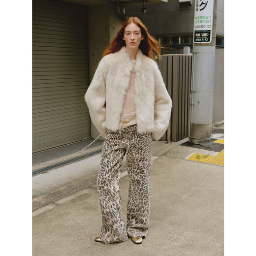 Fu Zhien Healing Cupid Relaxing basic casual stand-up collar short Tuscan straight fur fur all-in-one winter white Healing Cupid S