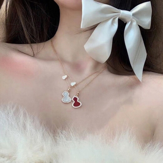 Fat Donglai's same style pendant necklace 18k gold Sensational women's 18K rose gold plated red and white mother-of-pearl diamond light luxury gourd medium carnelian pith rose gold