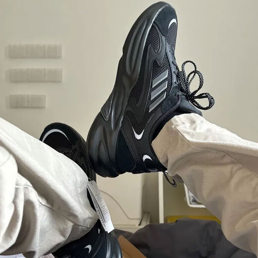 Adidas (adidas) спортивная обувь мужская обувь 2025 зимняя новая спортивная обувь сетчатая дышащая легкая амортизирующая повседневная обувь кроссовки JI1585 40