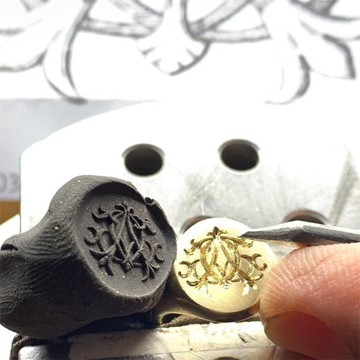 IDEAGEMER Gentleman's Signet Ring Customized Ring Men's Personalized Customized K Yellow Ring Jewelry Birthday Gift for Boyfriend Signet Ring Silver Gold-plated Style