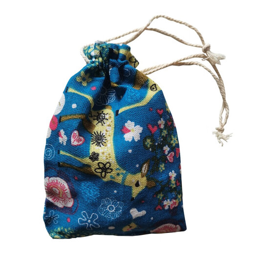 
Collection of items: cute giant panda small ornaments, cute DIY panda handmade doll desktop micro landscape landscaping birthday gift, happy panda (one set of 6 pieces) + small cloth bag