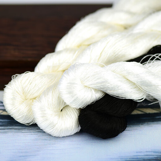 Other embroidery craftsmen No. 88 velvet flower special mulberry silk thread, no splitting, no twisting velvet thread, handmade diy Hunan embroidery thread, black and white, no splitting thread, special white small branch