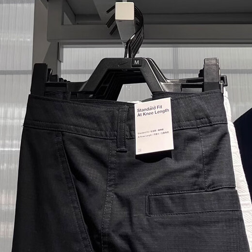 耐克（NIKE）短裤男裤2025夏季新款运动裤工装裤舒适透气休闲短裤子 FN3518-010黑色 30