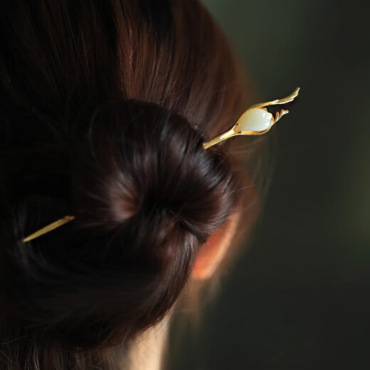 Mourou Chinese style magnolia hairpin simple modern white magnolia step shake hairpin ancient style Hanfu hairpin headdress golden branch jade hairpin A0901C