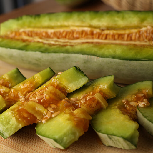 Shouhe croissant seed seedlings thin-skinned and crispy four-season fruit melon seeds Weifeng croissant seeds 30 pieces