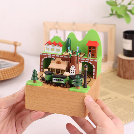 Tatanice Wooden Music Box Music Box Country Train Desktop -Ornamente Kinderspielzeug, um Mädchen zum Student Day Geschenke zu schicken
