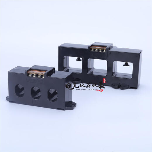Integrated three-phase current transformer CT4-630 type accuracy 0.5 AC combined type 100/5 600/5 100/5A digital display meter (output 5A) CT4-100/aperture 20*