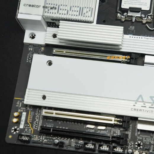 Gigabyte UD super durable office motherboard GAMING X Demon Eagle Eagle 12th generation Z690 AORUS ULTRA