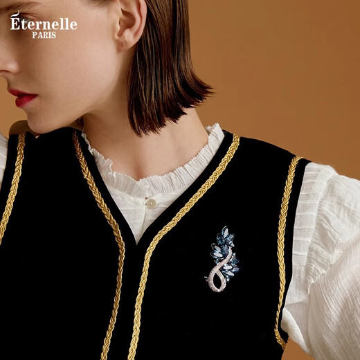 Eternelle French eternal Austrian crystal brooch temperament high-end European and American style corsage birthday gift