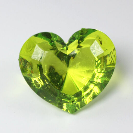 Lingchuan acrylic non-porous transparent heart-shaped gemstone toy children's ornaments sugar pusher to catch crystal birthday reward gift 5cm deep pink love heart ornaments