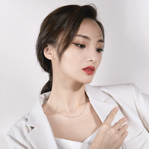 Chow Tai Sang platinum necklace for women Pt950 simple plain chain O-shaped chain platinum clavicle chain birthday gift for girlfriend 2.48g platinum O-shaped chain
