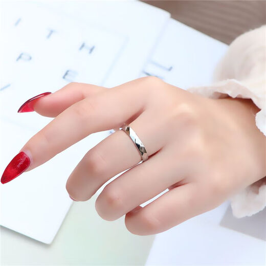 Giventi GEFIODEY light luxury ring men and women internet celebrity simple fashionable personality titanium steel 18k rose gold couple ring index finger ring silver (fine face width 2.5mm) US size 9