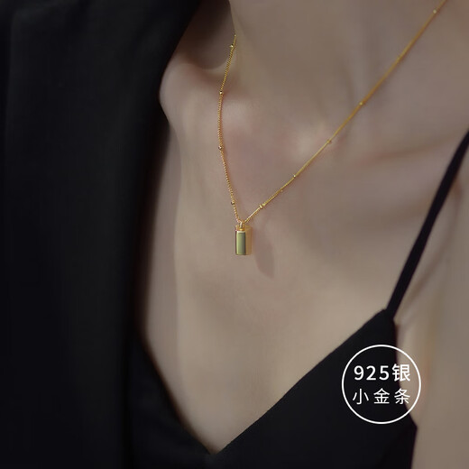 Crystal silver small gold brick necklace women's clavicle chain light luxury niche high-end pendant practical 925 silver jewelry birthday gift