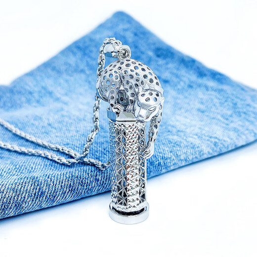 Cuibaofu Platinum Pt950 Pendant Real Gold Platinum Men's Platinum Tag Men's Rotating Model Good Luck Jewelry 27.80g Leopard Width 22mm Including Buckle 68mm Including Leather Cord