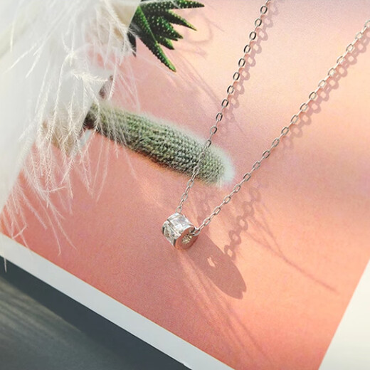 Ai Ying'er small waist necklace women's silver clavicle chain high-end fashion pendant Valentine's Day birthday gift for girlfriend and wife white small waist necklace