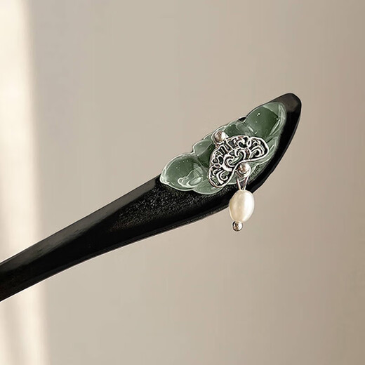 Xu Ju New Chinese Style Ancient Style Sandalwood Hairpin Women's National Style Hanfu Hairpin Horse Face Skirt Headdress as a Gift for Girlfriend Lotus Sandalwood Hairpin F039